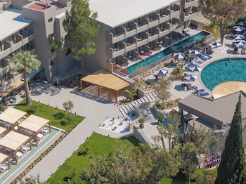 cabu hotel adults only