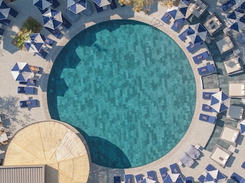 cabu hotel adults only