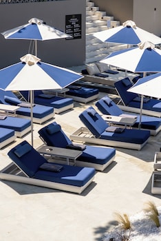 cabu hotel adults only