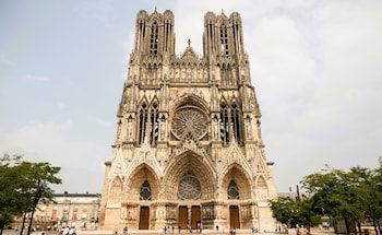 holiday inn express and suites reims rives de vesle