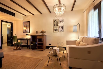 son moli country house