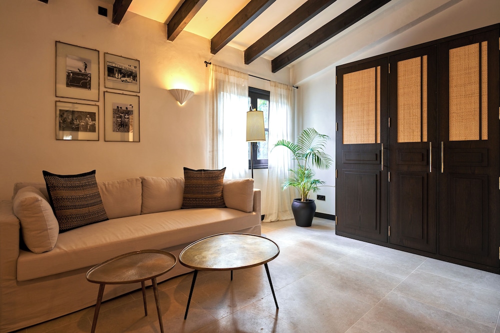 son moli country house