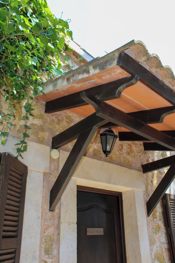son moli country house