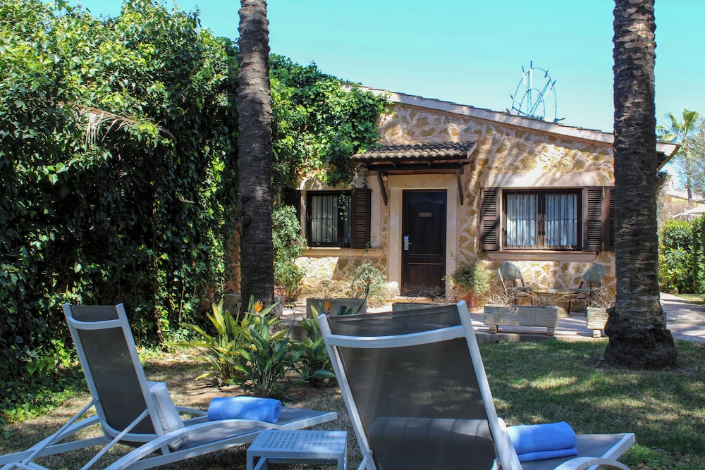 son moli country house