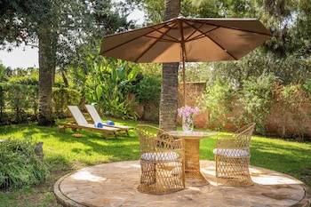son moli country house