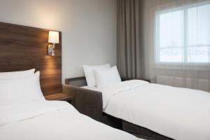 park inn by radisson oslo airport hotel west