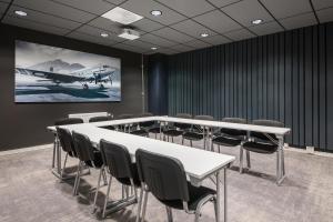 park inn by radisson oslo airport hotel west