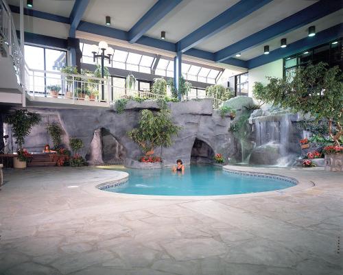 sidney james mountain lodge