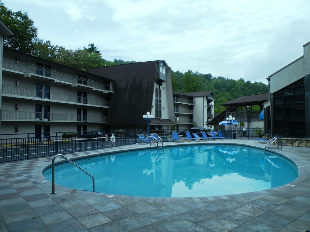 sidney james mountain lodge