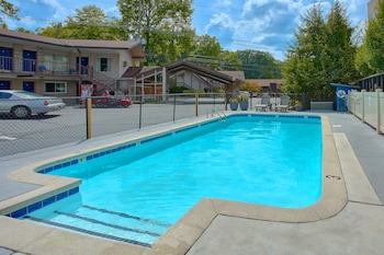 sidney james mountain lodge