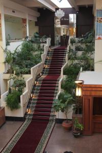 le grande plaza hotel
