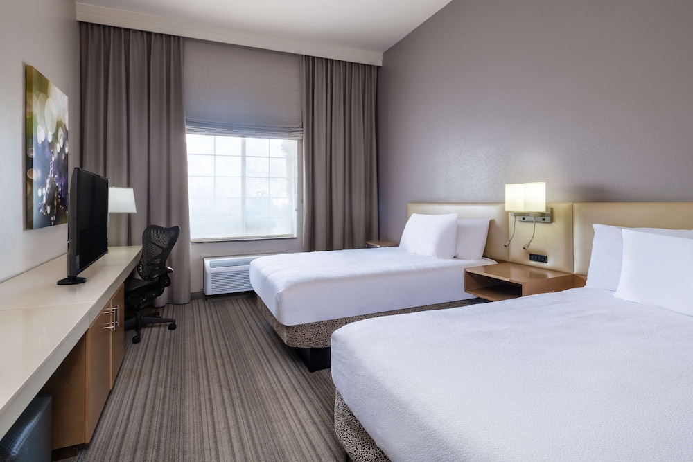 hilton garden inn bakersfield