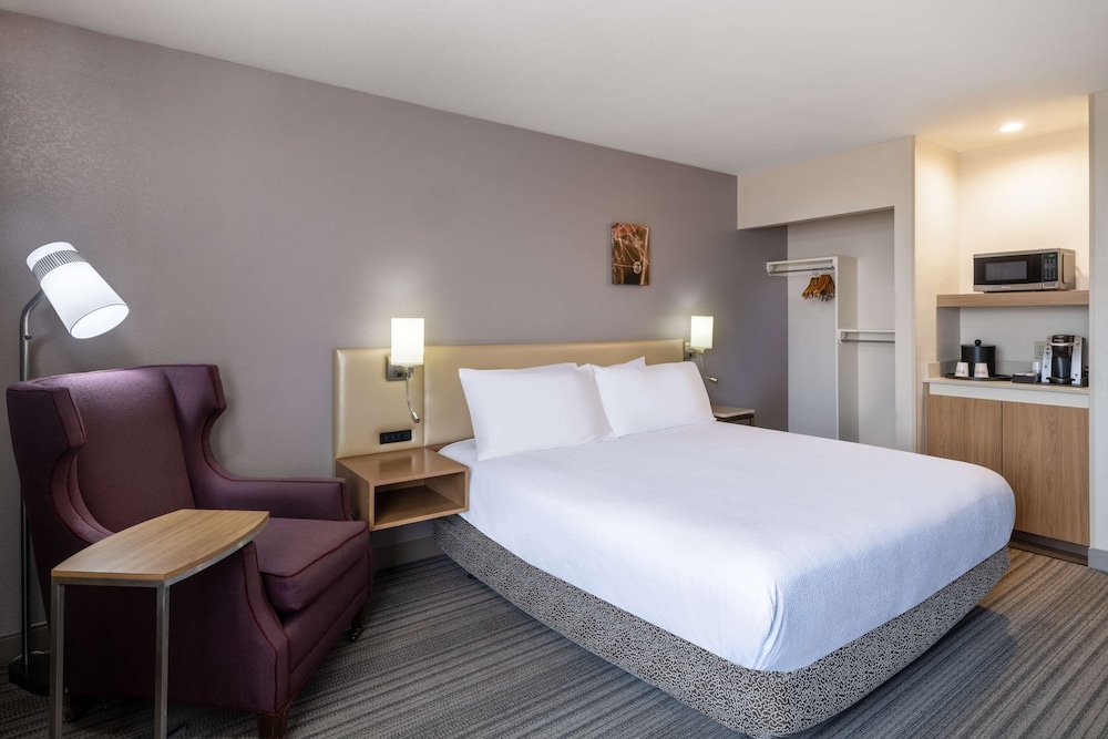 hilton garden inn bakersfield