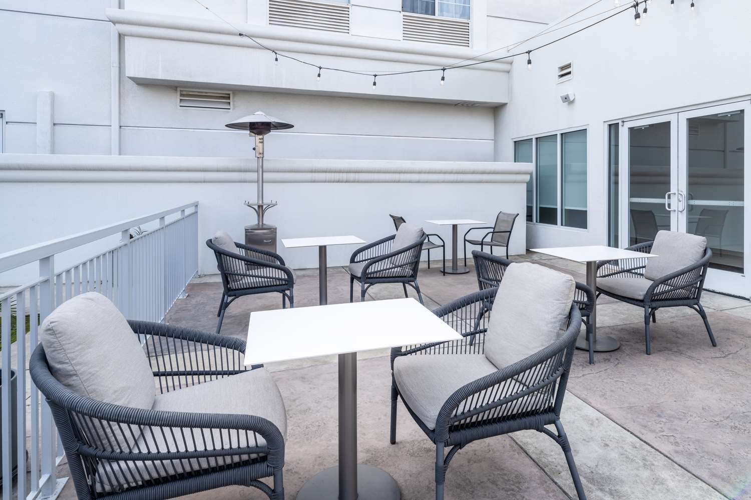 hilton garden inn bakersfield