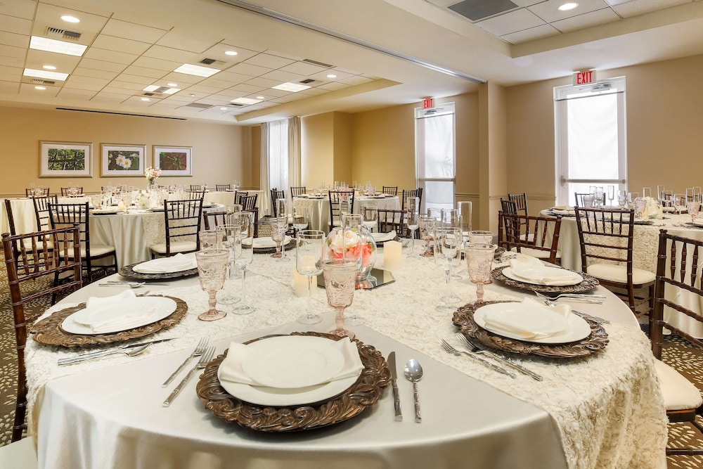 hilton garden inn bakersfield