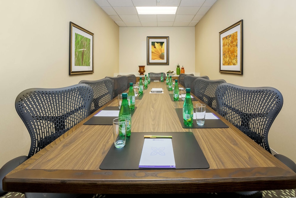 hilton garden inn bakersfield