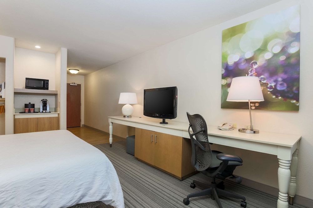 hilton garden inn bakersfield