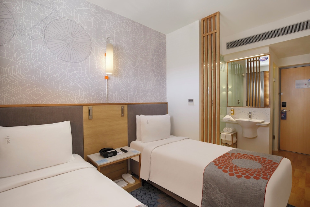 holiday inn express ahmdabad prahlad nagar an ihg hotel