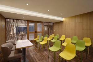 holiday inn express ahmdabad prahlad nagar an ihg hotel