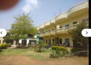 Hotel Hillview Pushkar,,2 star