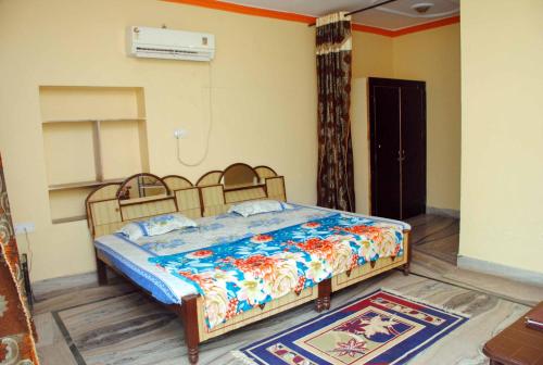 hotel hillview pushkar