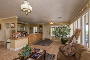 landmark lookout lodge
