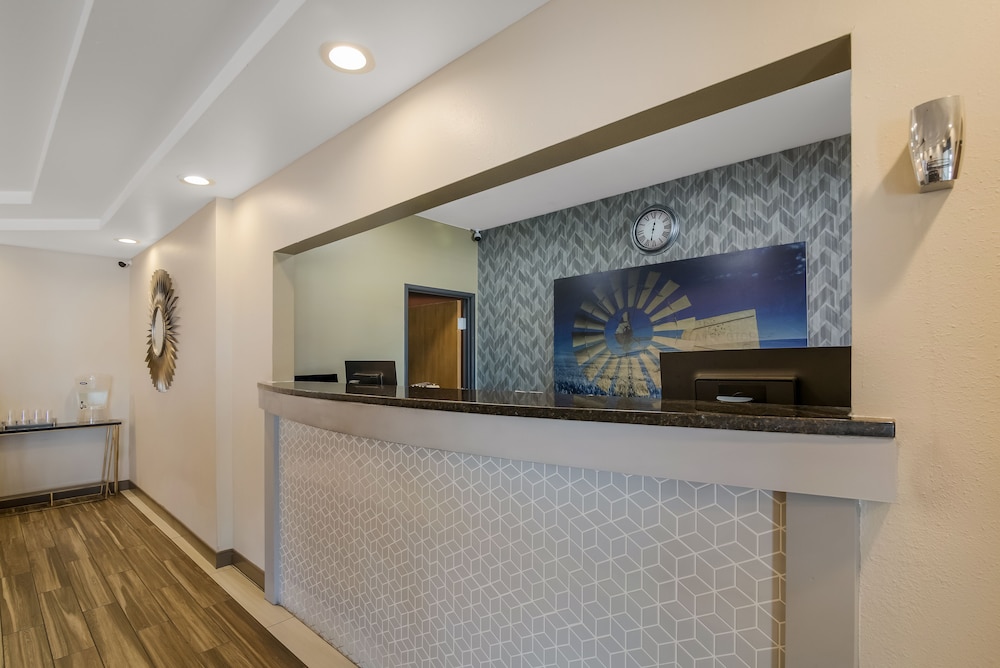 surestay plus hotel by best western topeka northwest
