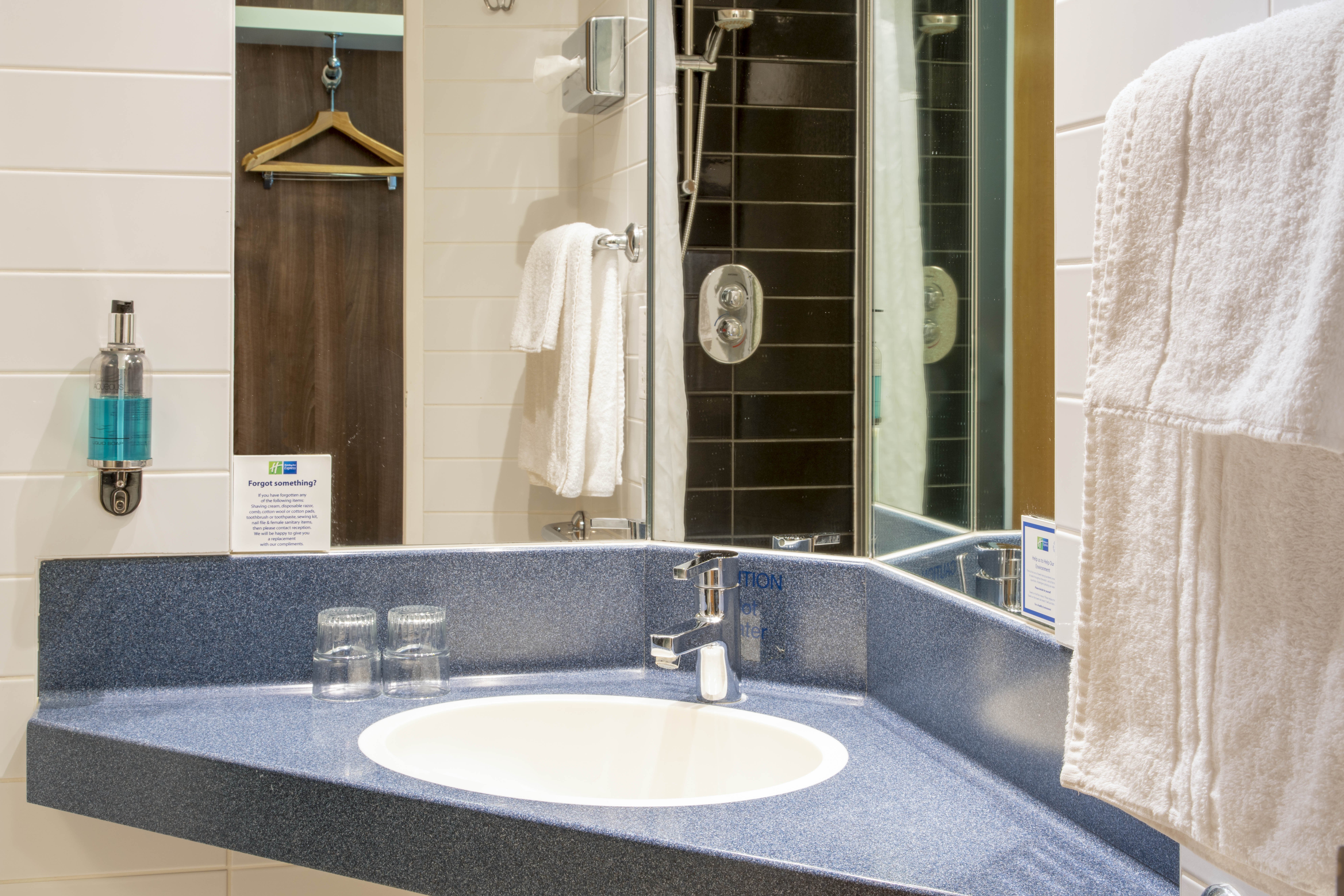 holiday inn express york by ihg