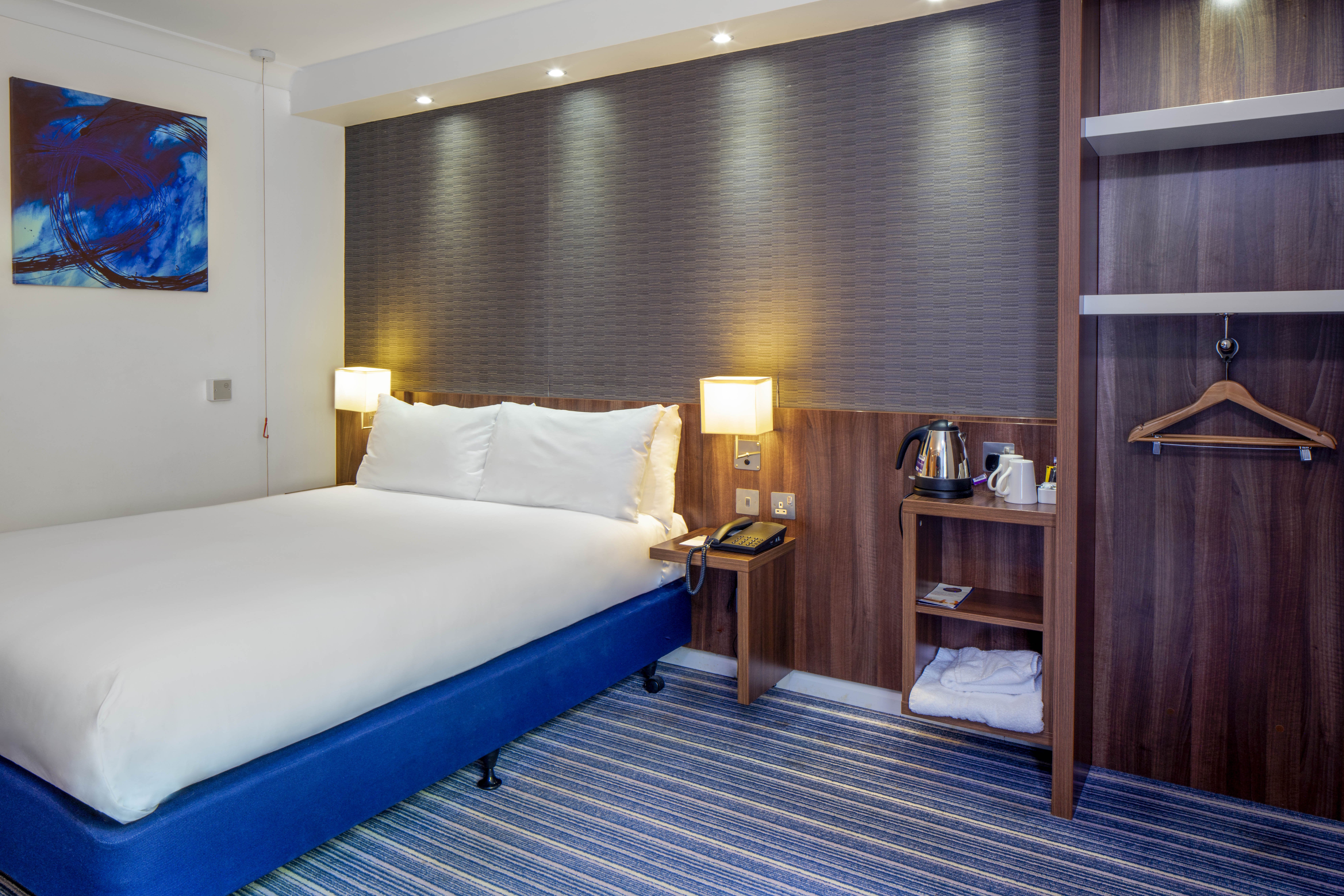holiday inn express york by ihg