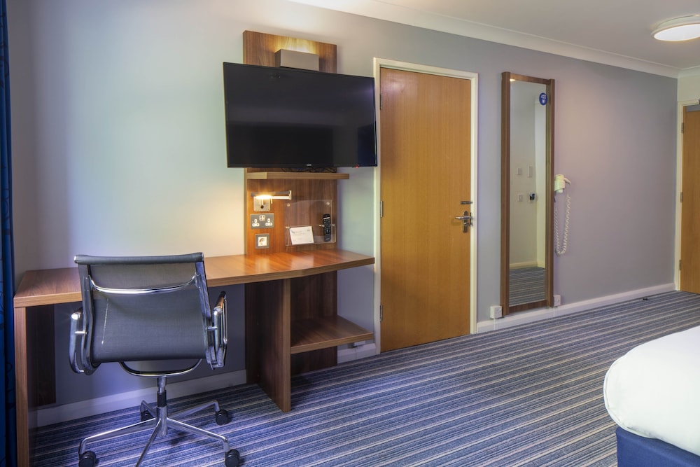 holiday inn express york by ihg