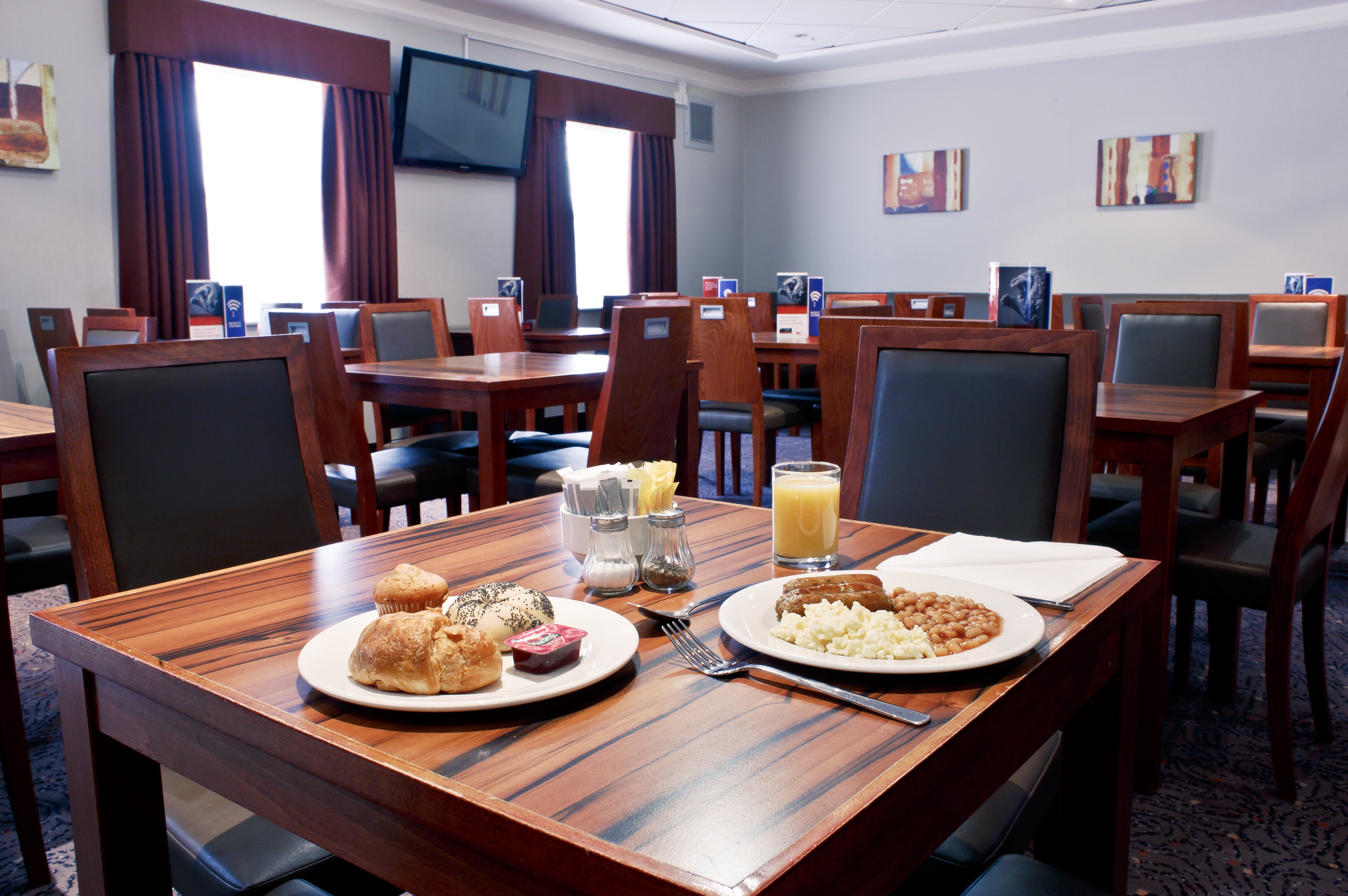 holiday inn express york by ihg