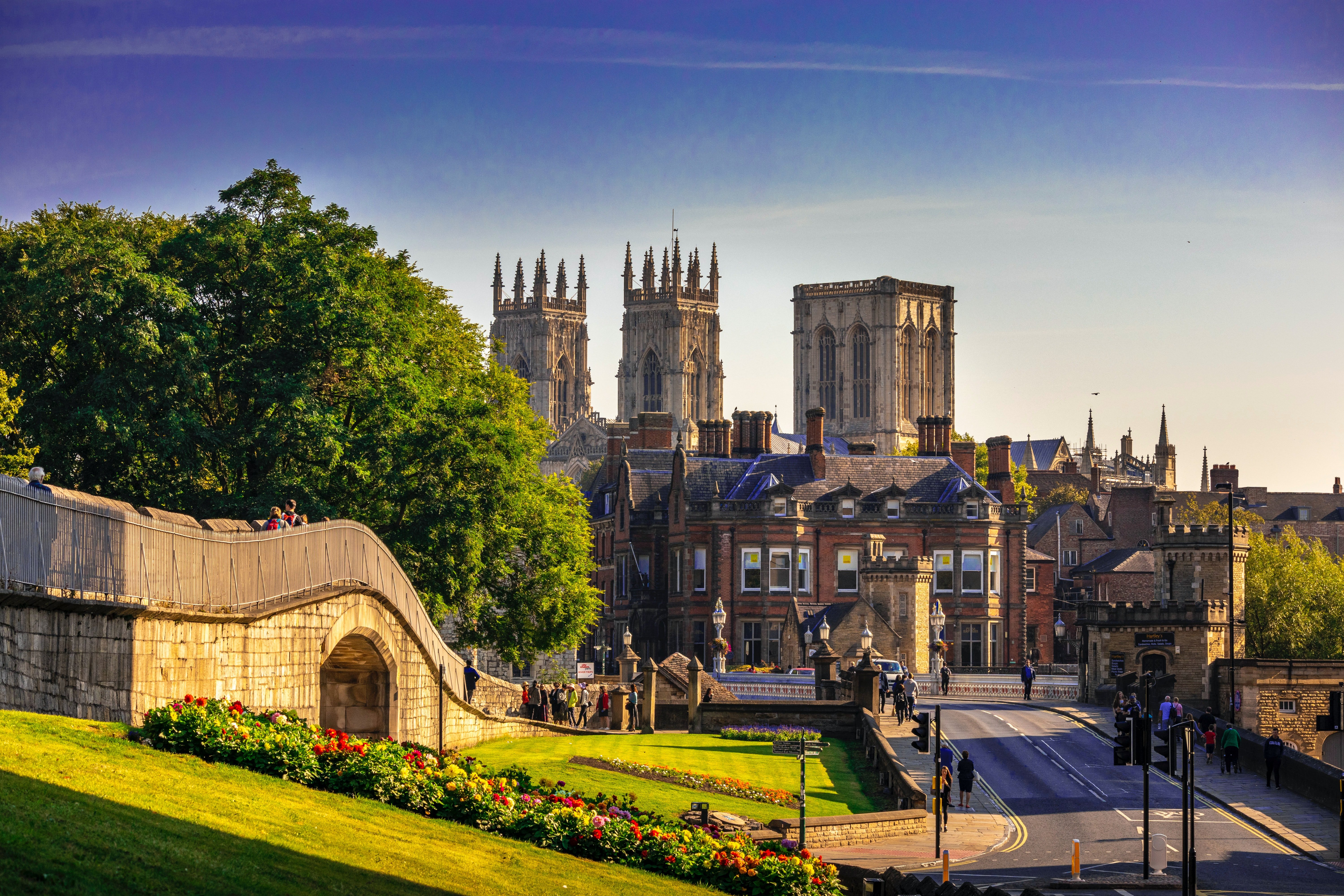 holiday inn express york by ihg