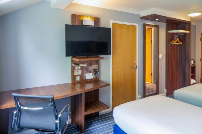 holiday inn express york by ihg
