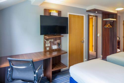 holiday inn express york by ihg