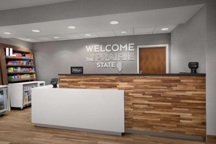 hampton inn yorkville