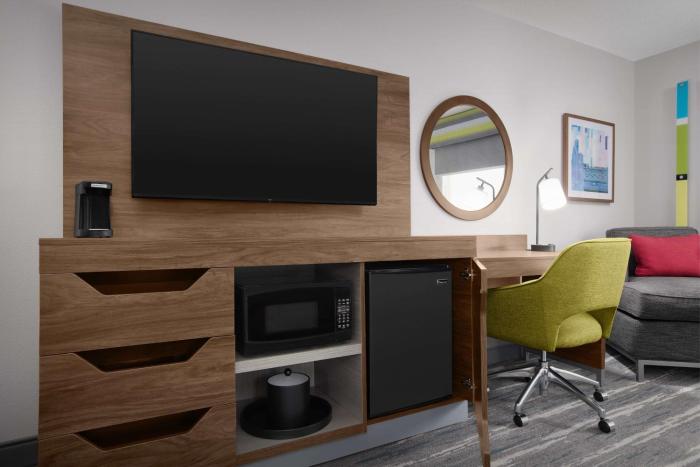 hampton inn yorkville