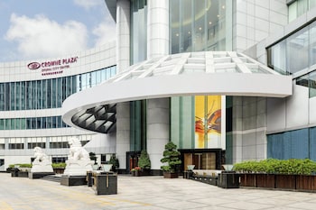 crowne plaza zhuhai city center by ihg