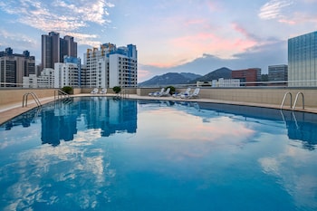Crowne Plaza Zhuhai City Center By Ihg,Zhuhai>>Dongguan,4 star