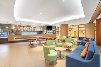 crowne plaza zhuhai city center by ihg
