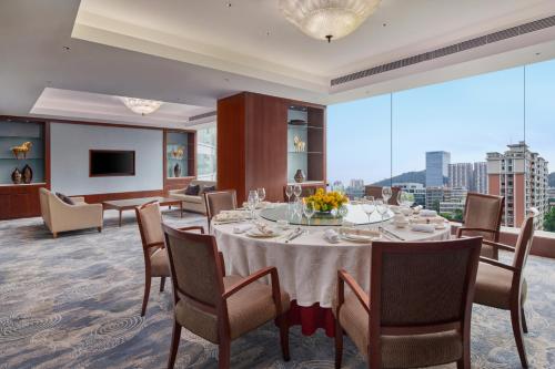crowne plaza zhuhai city center by ihg