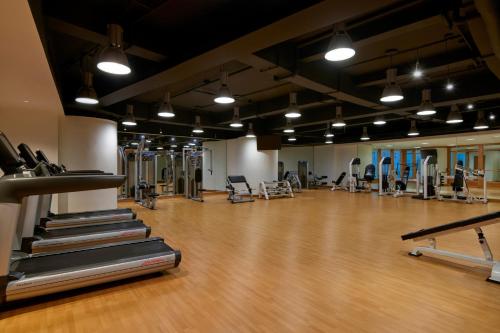 crowne plaza zhuhai city center by ihg