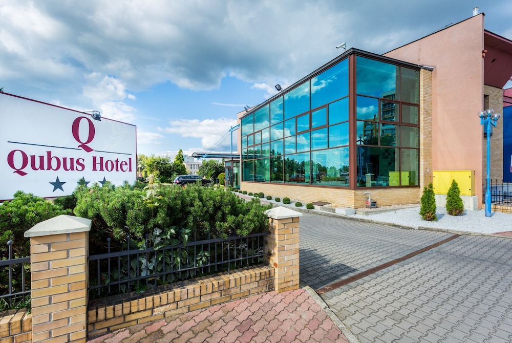 qubus hotel zielona gora