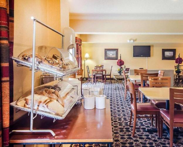 comfort suites prestonsburg west
