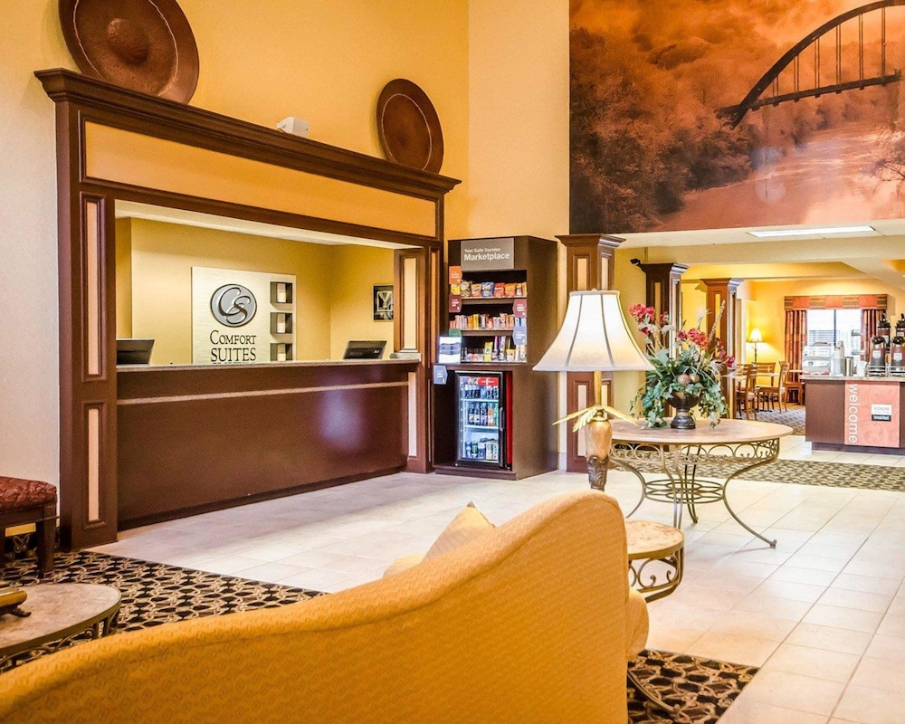 comfort suites prestonsburg west