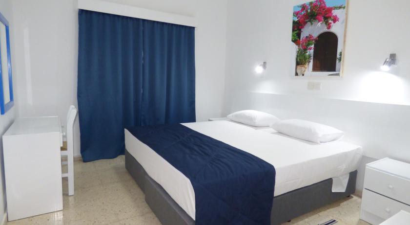 amore protaras apartments