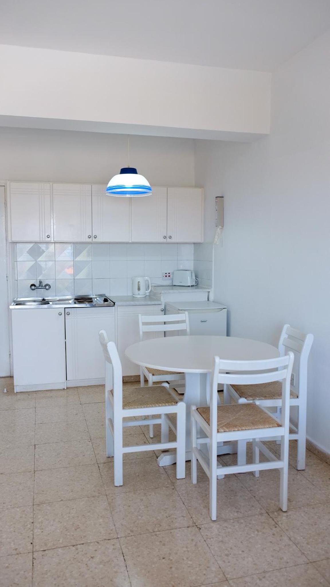 amore protaras apartments