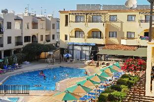 amore protaras apartments