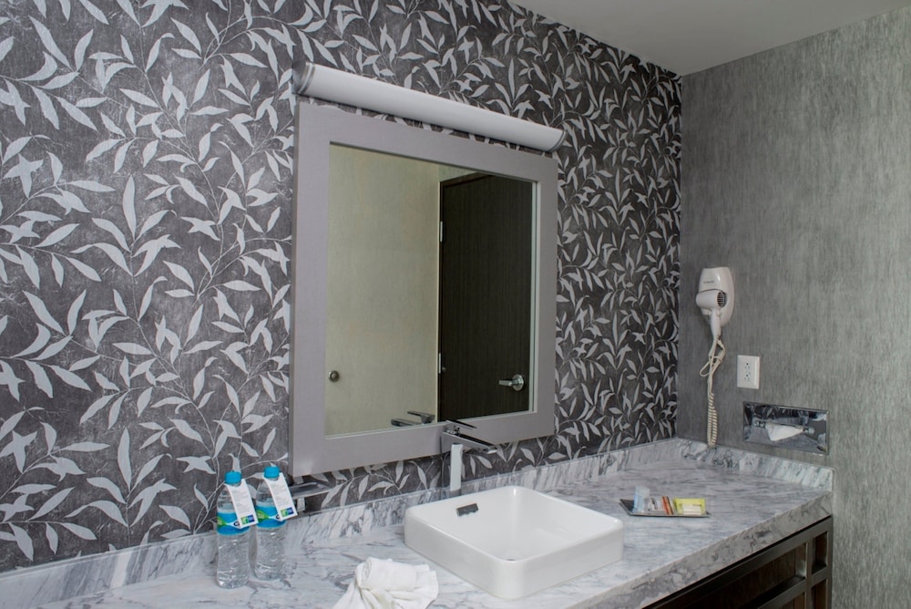 holiday inn express queretaro by ihg