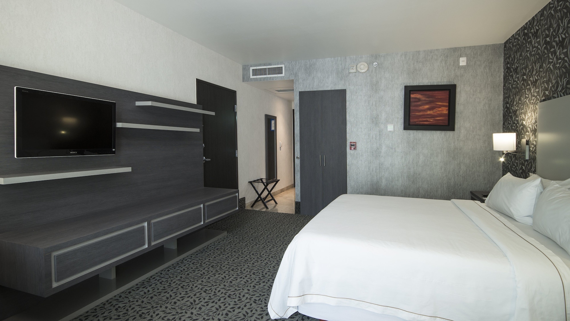 holiday inn express queretaro by ihg