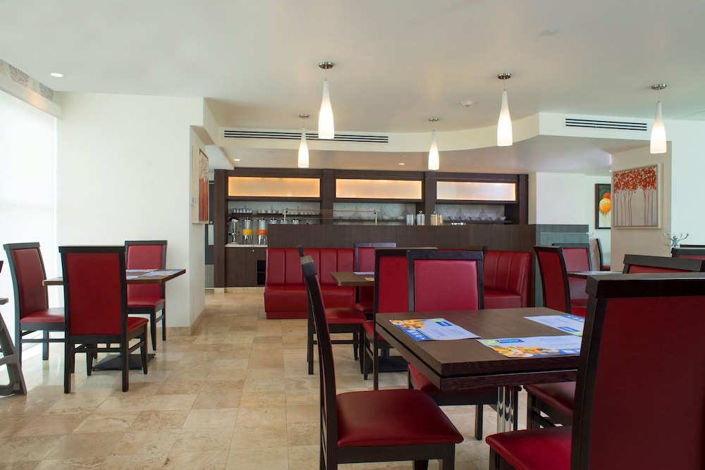 holiday inn express queretaro by ihg
